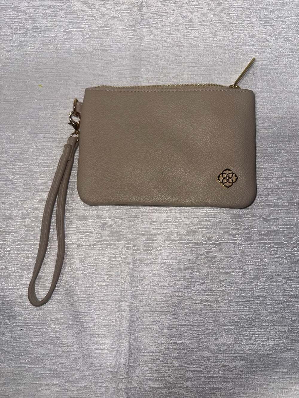 Kendra Scott Taupe Faux Leather Wristlet Travel Pouch